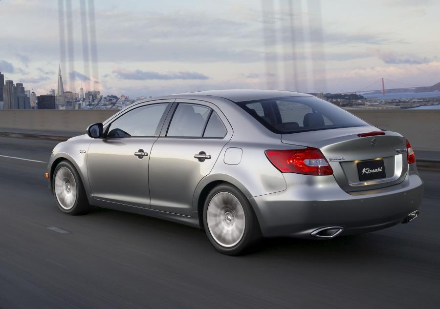  Suzuki Kizashi 2010 года  (фото 46 из 136)